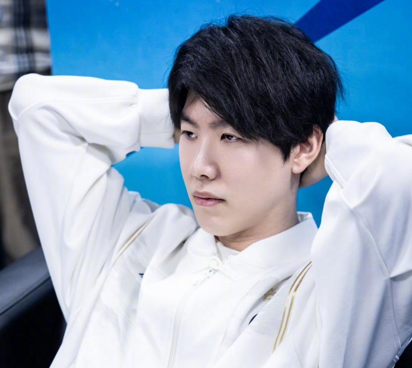 Bilibili Gaming 员工更新了视频： bin 的两种排位赛模式：“坐下” ／ “认真”